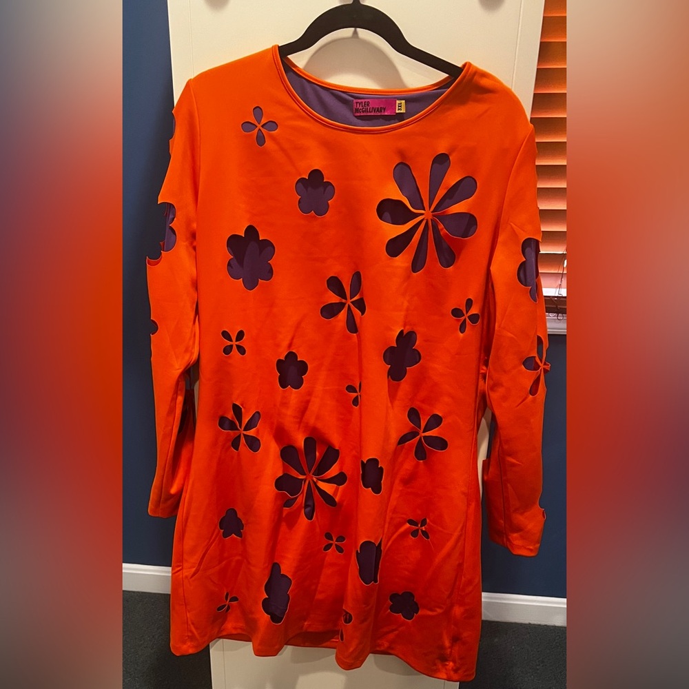 Tyler McGillivary Barry Dress NWOT